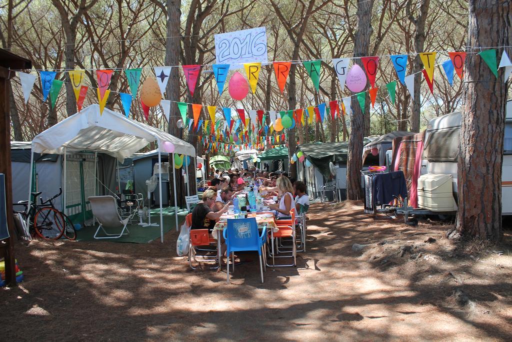 Village Camping Hawaii Албиния Екстериор снимка